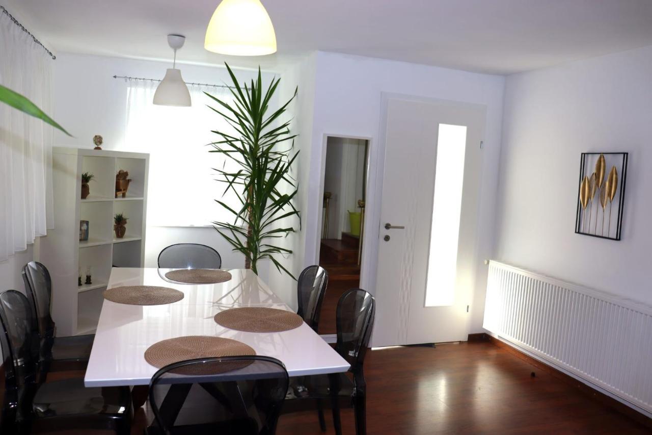 Home 2201 Gerasdorf bei Wien Esterno foto